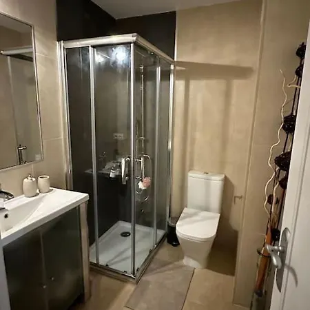 En Benelux A Pie De Playa Apartment